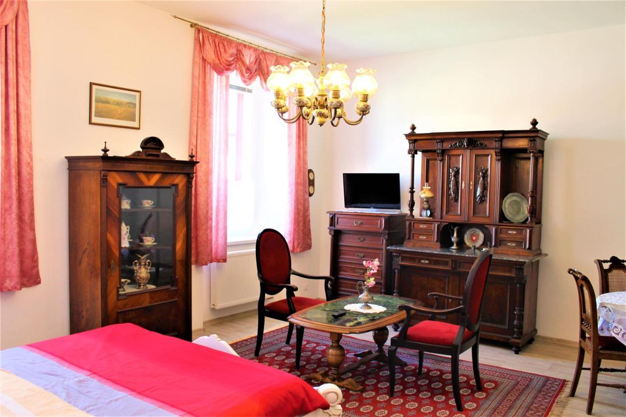 Papik Apartment *